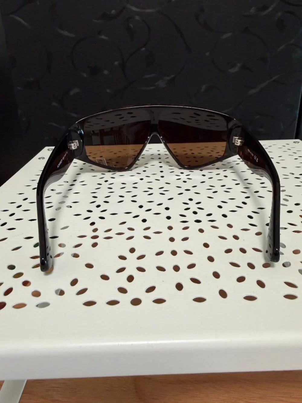 ✅Auth✅ CHANEL Tortoise Shield Sunglasses Gold CC Medallion Logo
